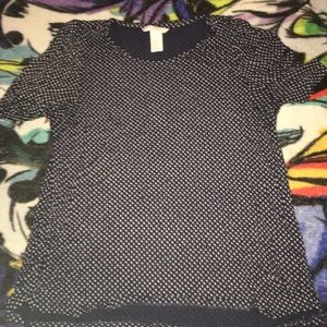 Blue blouse with white pattern